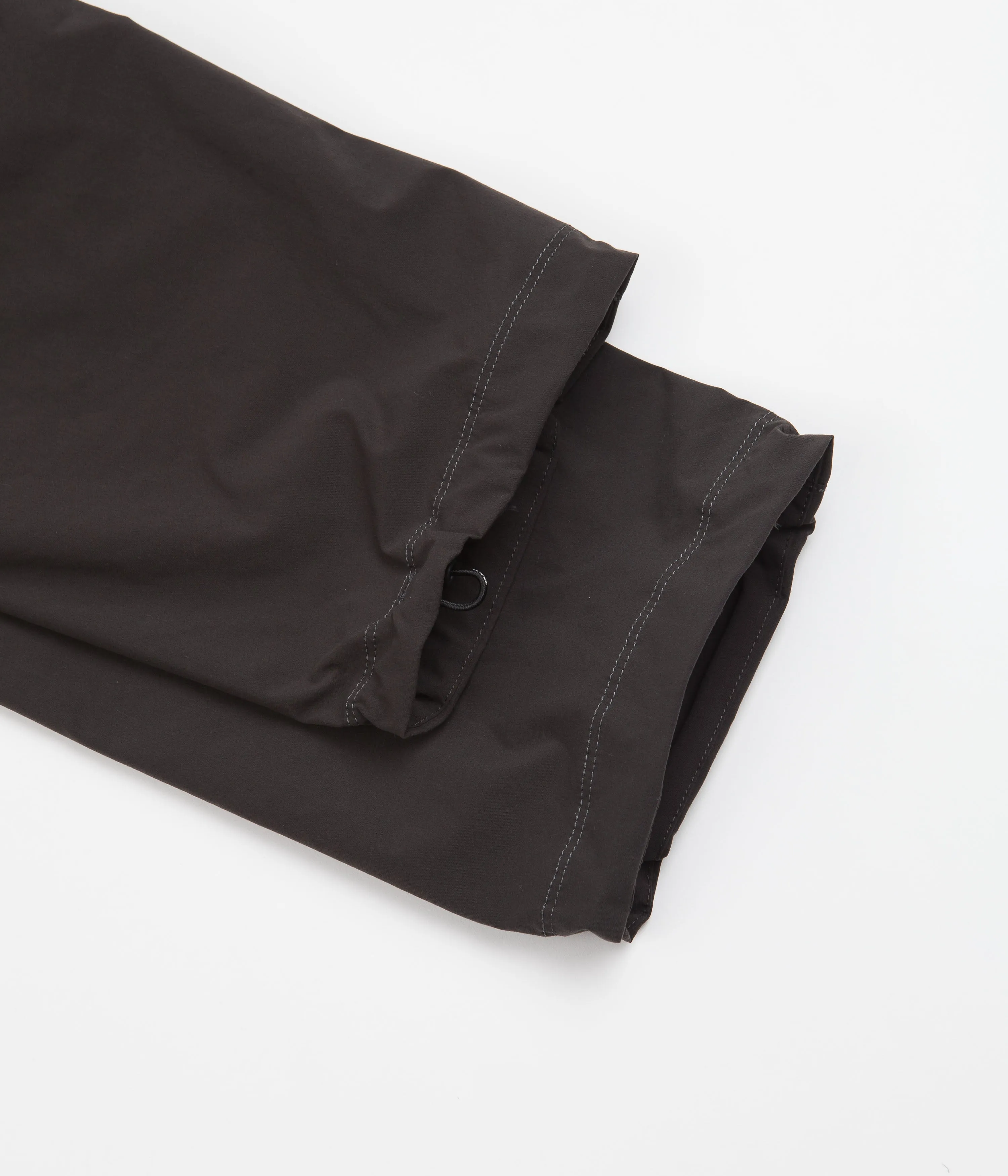 and wander Pocket Stretch Pants - Charcoal