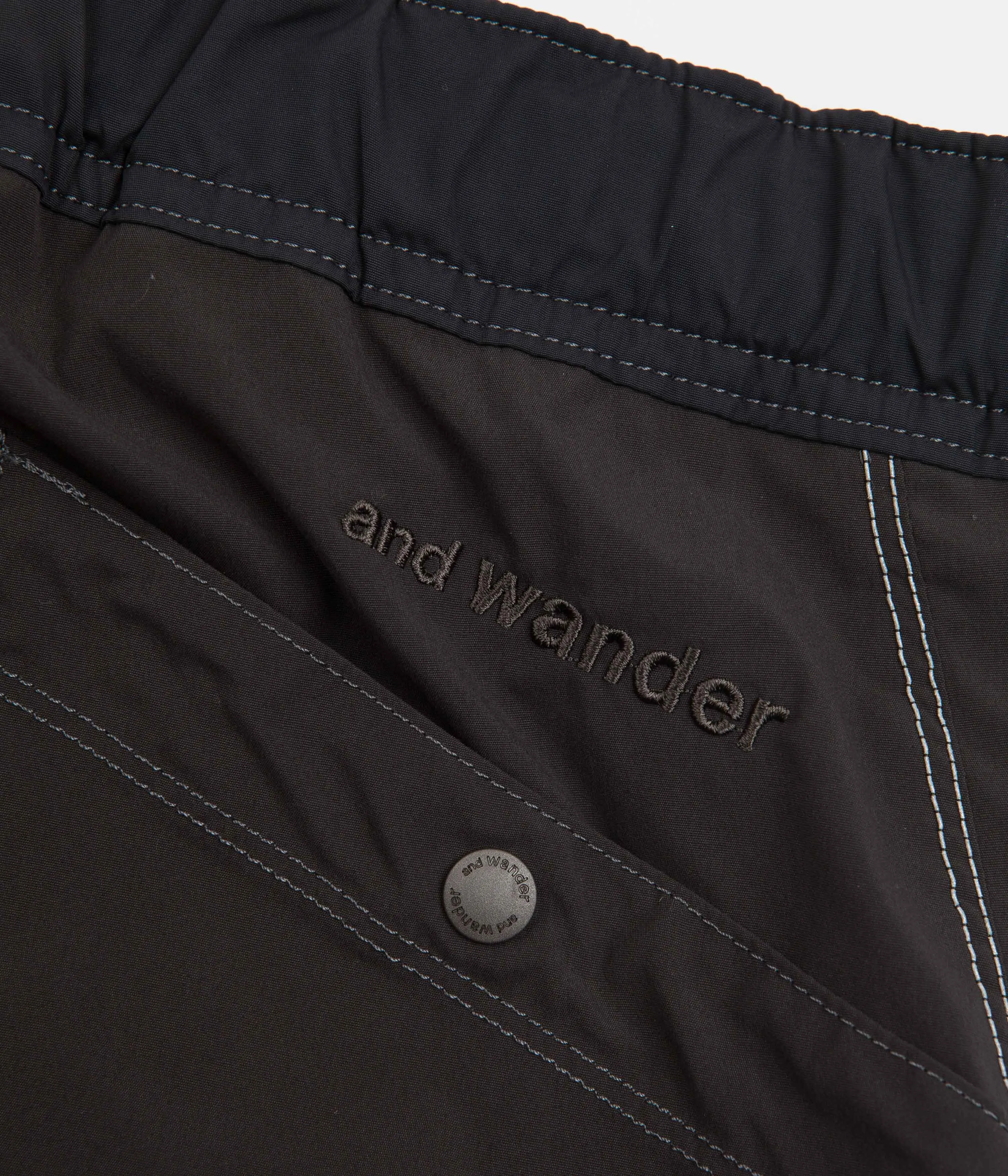 and wander Pocket Stretch Pants - Charcoal