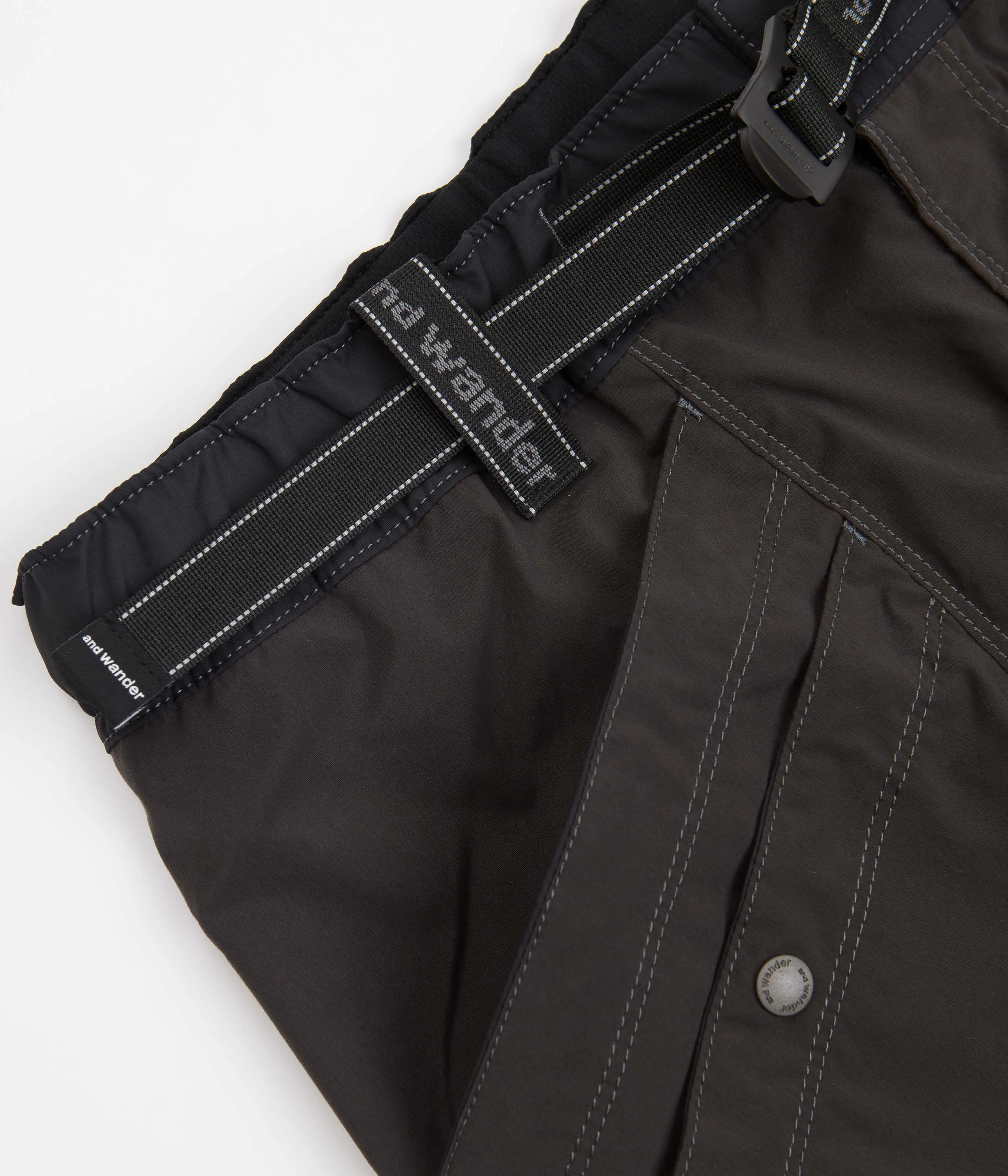 and wander Pocket Stretch Pants - Charcoal